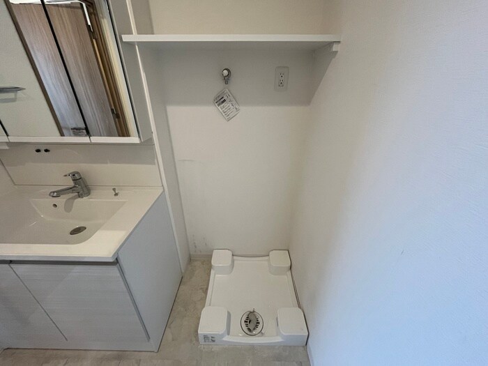 物件内観写真21　(洗濯機置場)