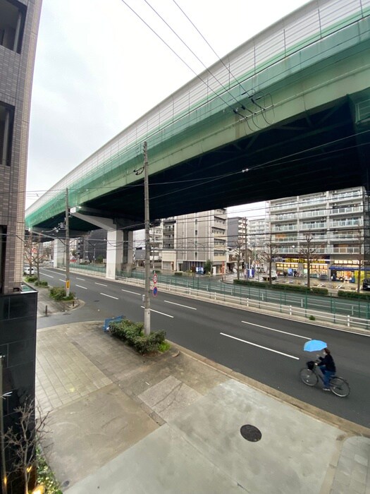 物件内観写真22　(室内からの展望)