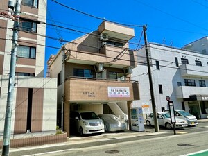 ルミエールＵＯＺＡＫＩ外観写真