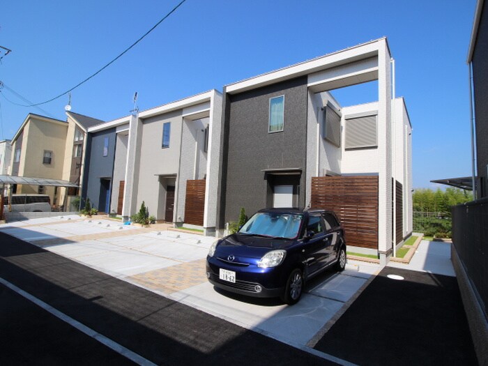 物件外観写真2　(外観写真)