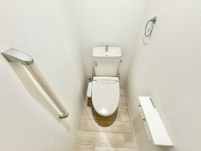 物件内観写真10　(トイレ)