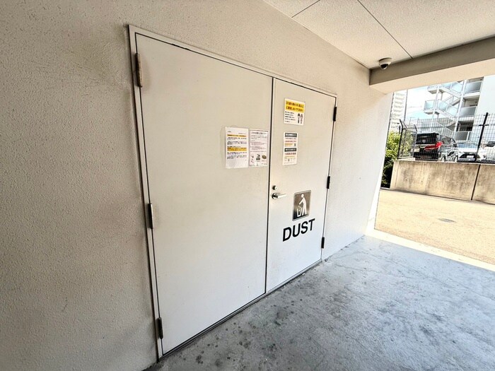 物件外観写真6　(建物設備)