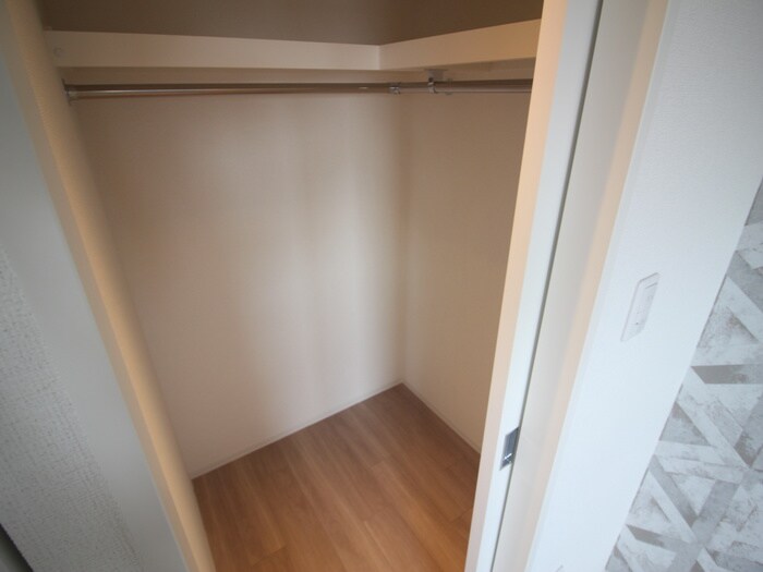 物件内観写真13　(収納)