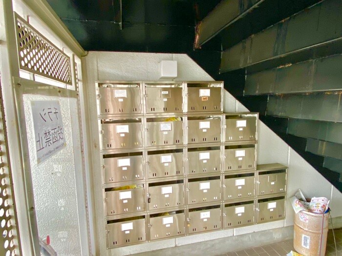 物件外観写真6　(建物設備)