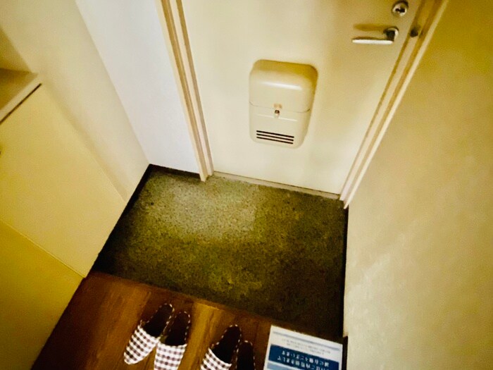 物件内観写真21　(玄関)