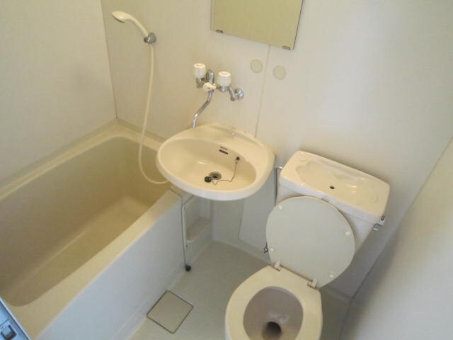 物件内観写真8　(バス／シャワールーム等)