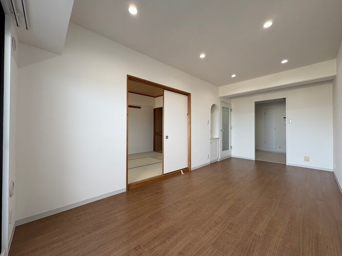 物件内観写真8　(居室)