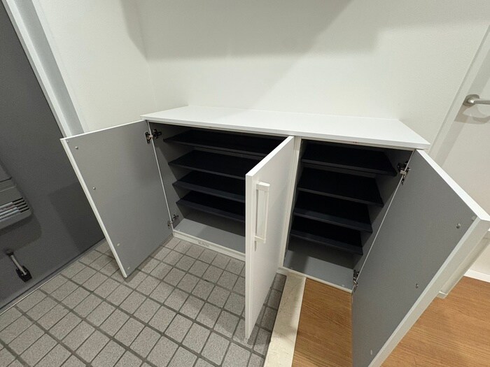 物件内観写真19　(靴箱)