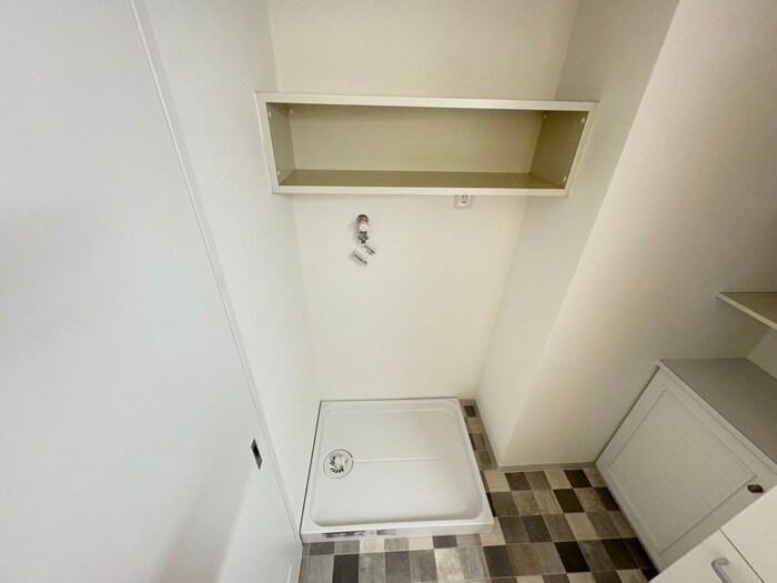 物件内観写真21　(洗濯機置場)