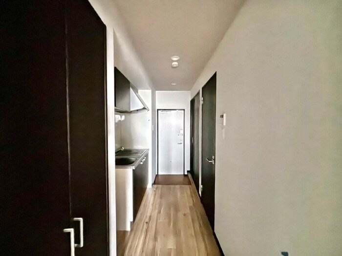 物件内観写真15　(廊下)