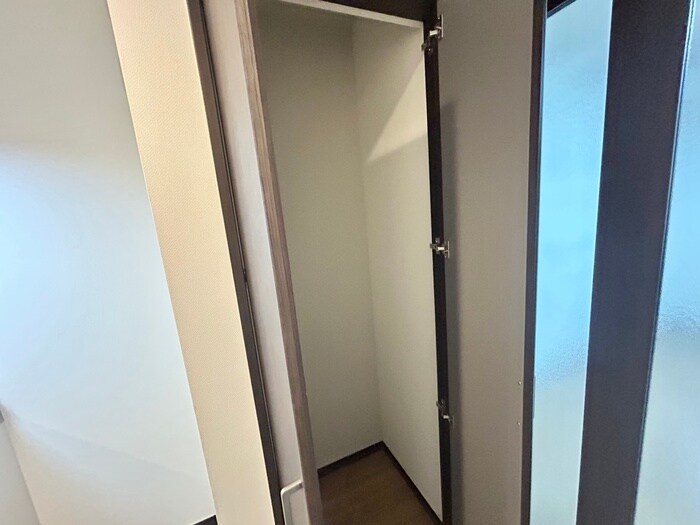 物件内観写真22　(収納)