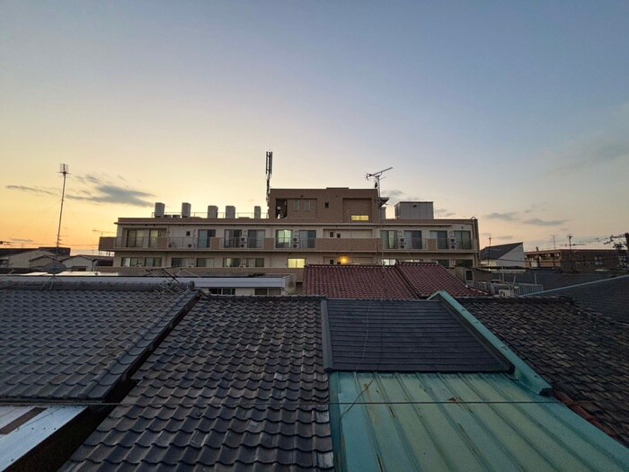 物件内観写真22　(室内からの展望)