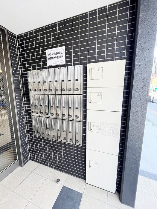 物件外観写真4　(建物設備)