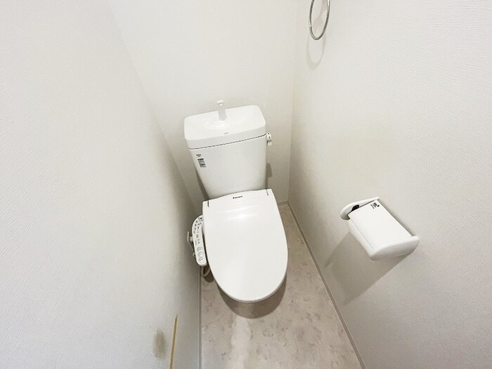 物件内観写真11　(トイレ)