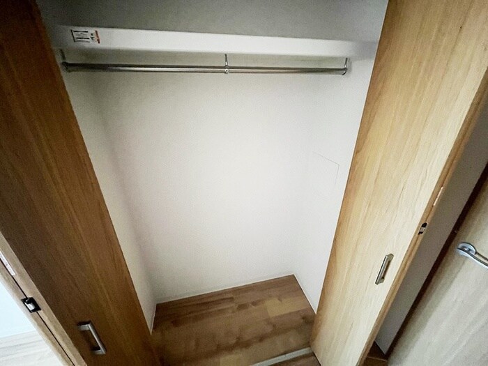 物件内観写真16　(収納)