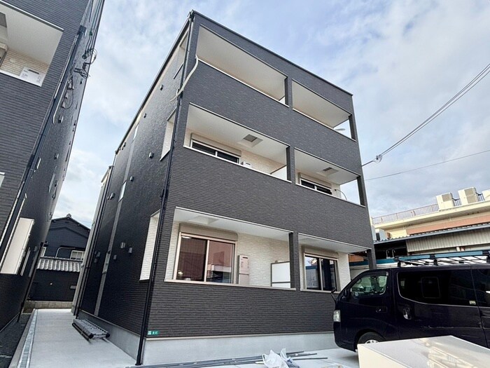 物件外観写真1　(外観写真)