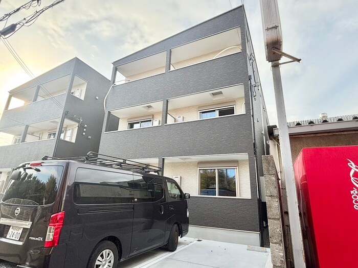 物件外観写真2　(外観写真)