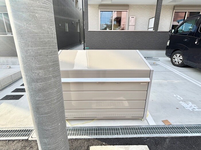 物件外観写真4　(建物設備)