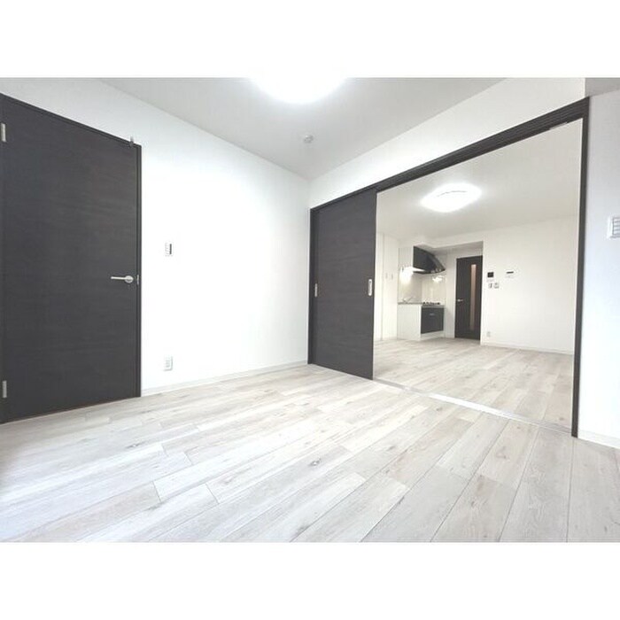 物件内観写真11　(居室)