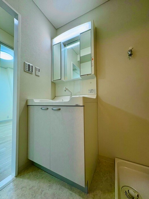 物件内観写真7　(洗面)