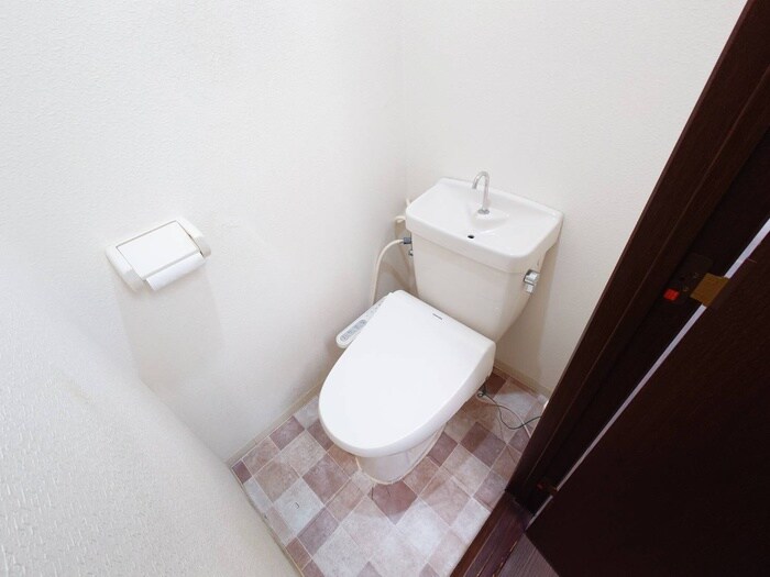 物件内観写真13　(トイレ)