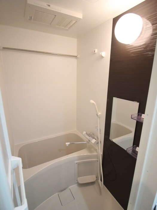 物件内観写真12　(バス／シャワールーム等)