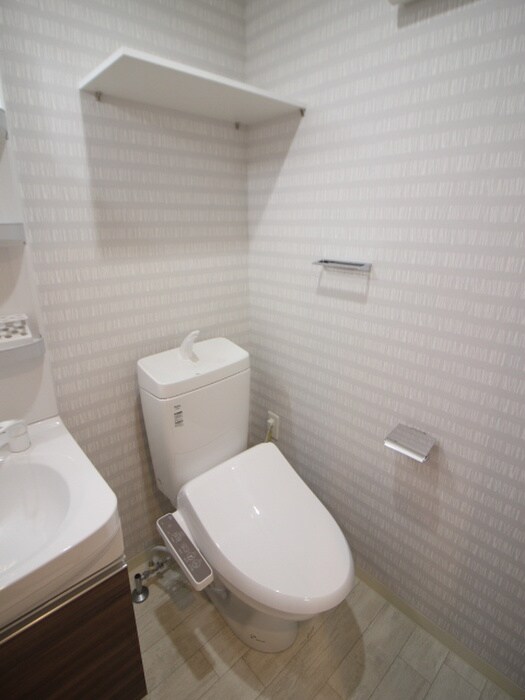 物件内観写真13　(トイレ)