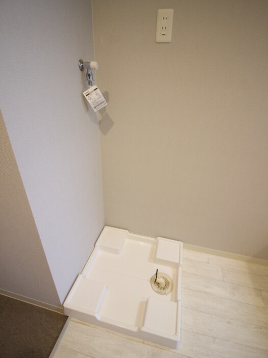 物件内観写真19　(洗濯機置場)