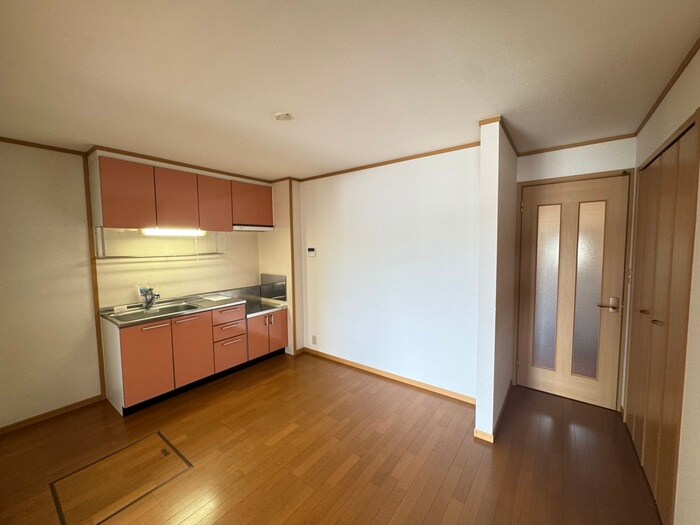 物件内観写真4　(居室)