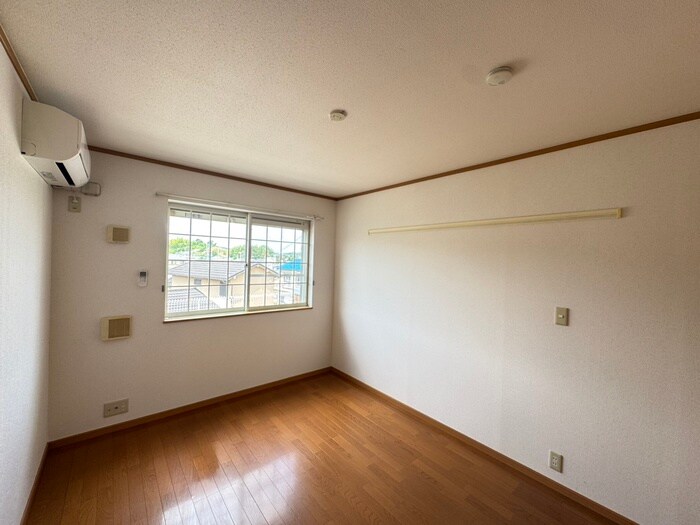 物件内観写真5　(居室)