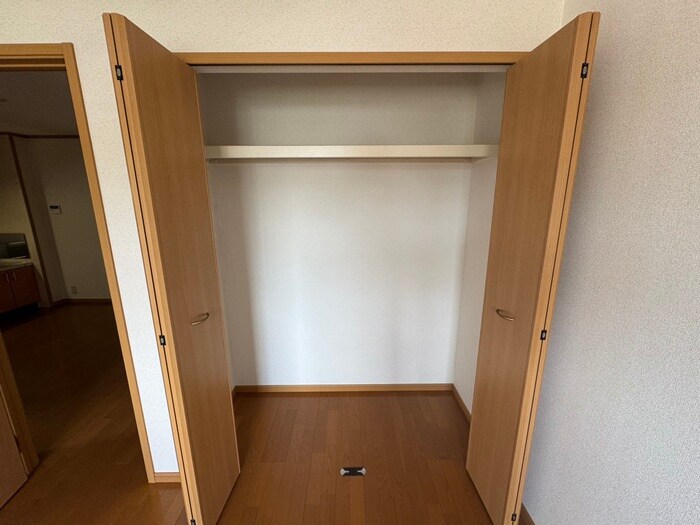 物件内観写真16　(収納)