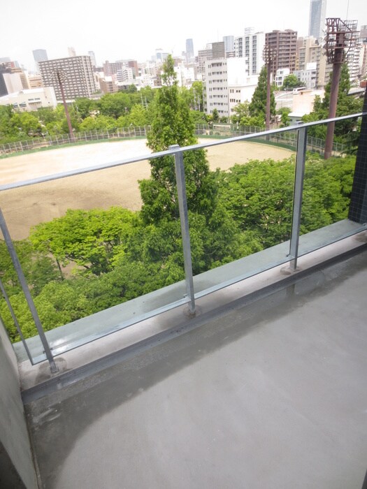 物件内観写真8　(ベランダ・バルコニー)