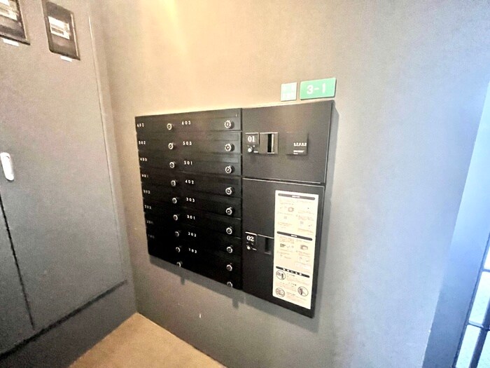 物件外観写真4　(建物設備)