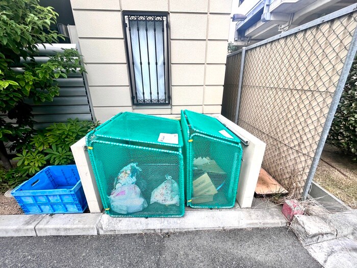 物件外観写真6　(建物設備)