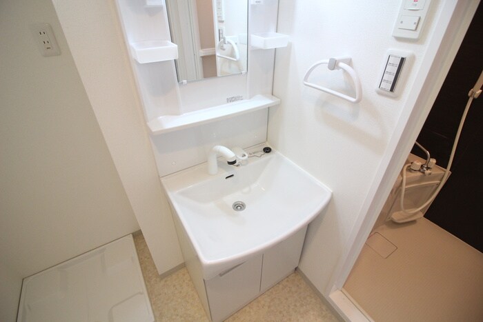 物件内観写真12　(洗面)