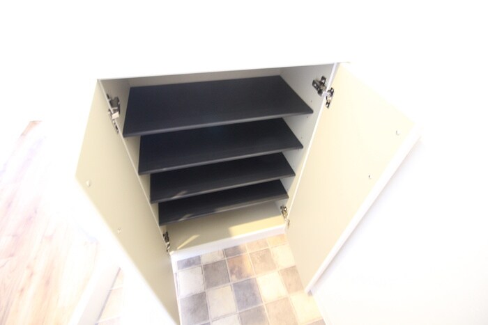 物件内観写真18　(靴箱)