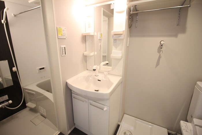 物件内観写真11　(洗面)