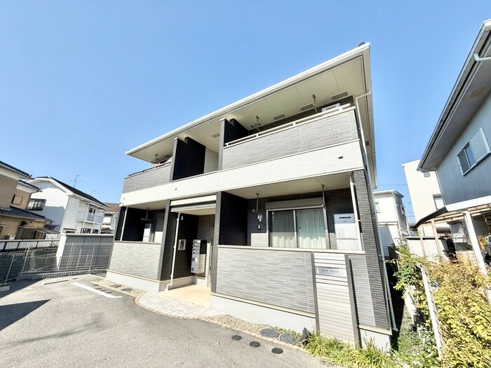 物件外観写真2　(外観写真)