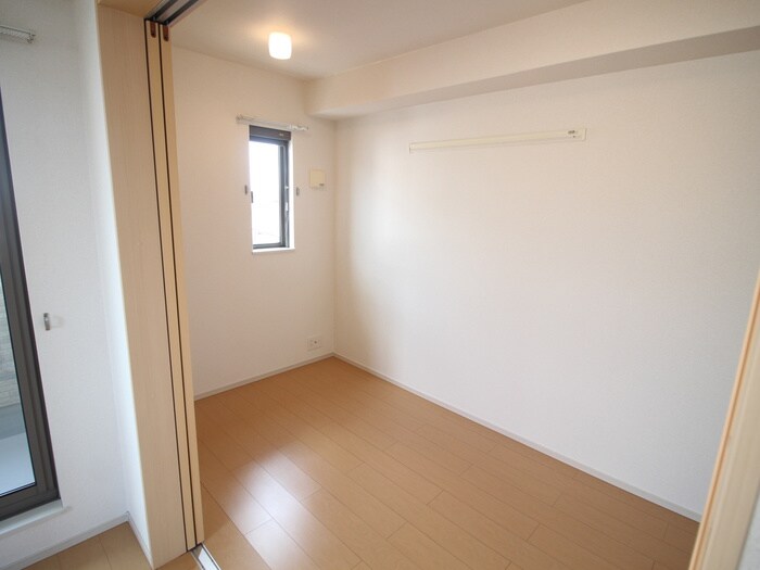 物件内観写真12　(居室)