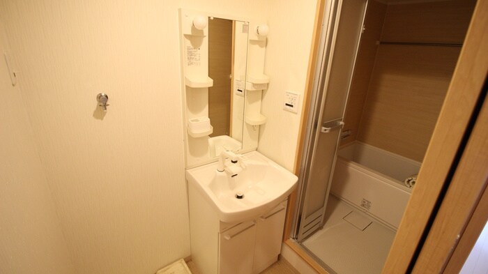 物件内観写真13　(洗面)