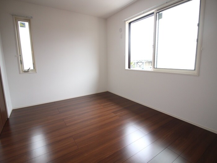 物件内観写真10　(居室)