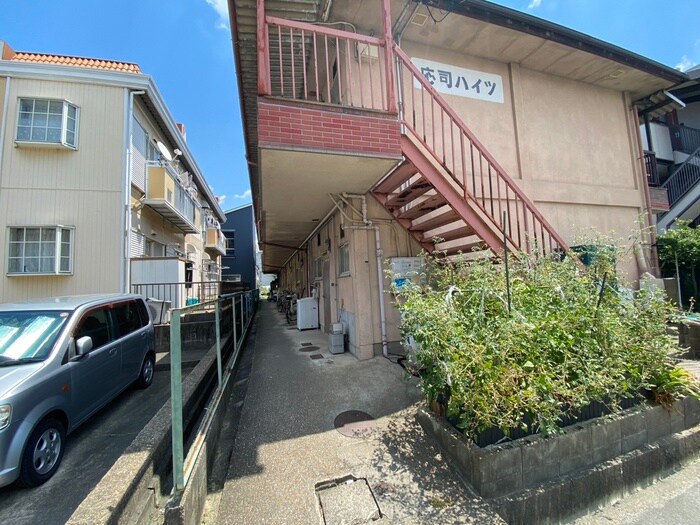 物件外観写真5　(エントランス部分)