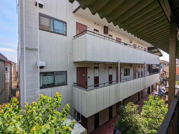 物件内観写真15　(室内からの展望)