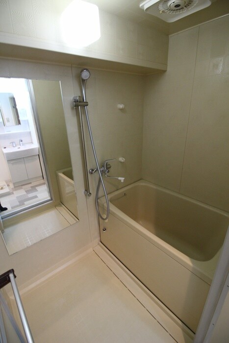 物件内観写真8　(バス／シャワールーム等)