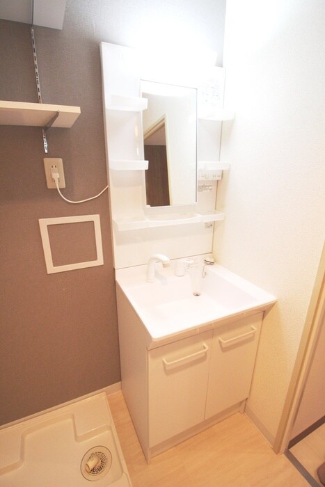 物件内観写真9　(洗面)