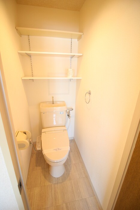 物件内観写真11　(トイレ)