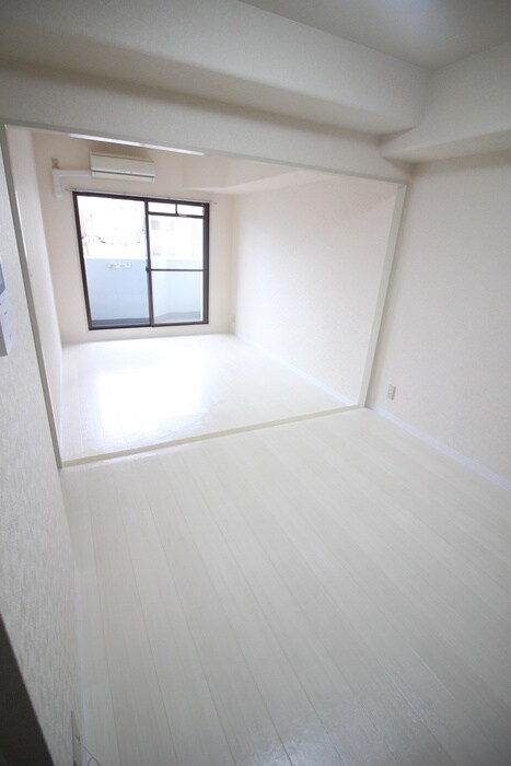 物件内観写真12　(居室)
