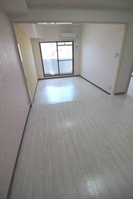 物件内観写真12　(居室)