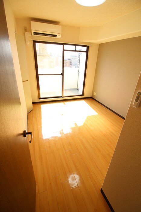 物件内観写真17　(内観写真)