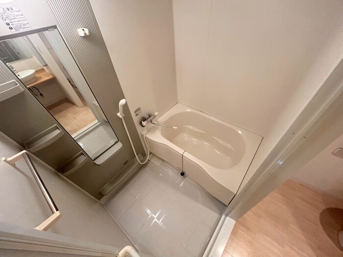 物件内観写真10　(バス／シャワールーム等)